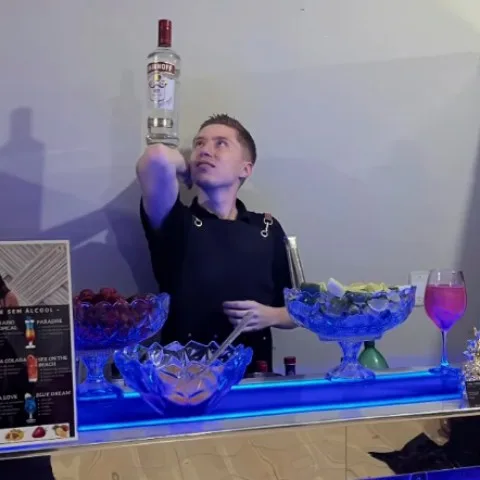 4Onebartender